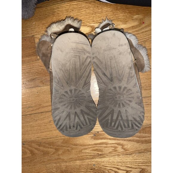 Uggs boots size 9 beige color With Bow On The Back For Women Warm Comfortable - Picture 5 of 5